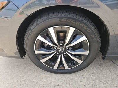 2023 Honda Civic Hatchback EX-L w/o BSI