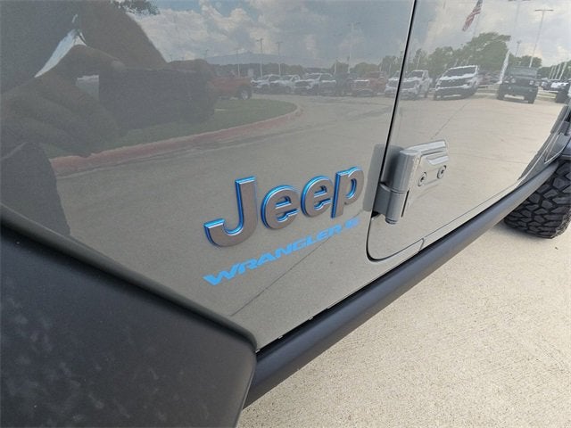 2023 Jeep Wrangler 4xe BASE
