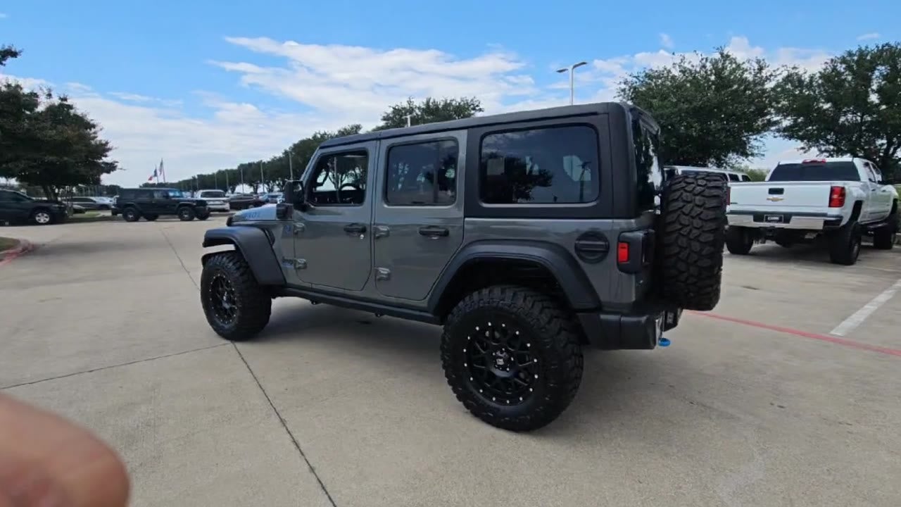 2023 Jeep Wrangler 4xe BASE
