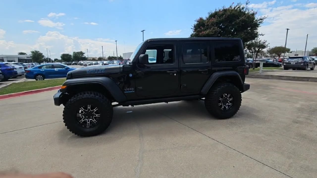 2023 Jeep Wrangler 4xe BASE