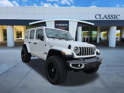 2025 Jeep Wrangler 4-Door Sahara 4x4