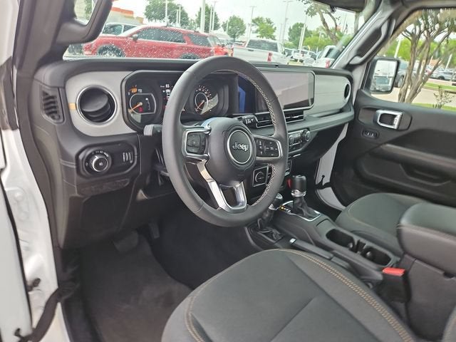 2025 Jeep Wrangler 4-Door Sahara 4x4