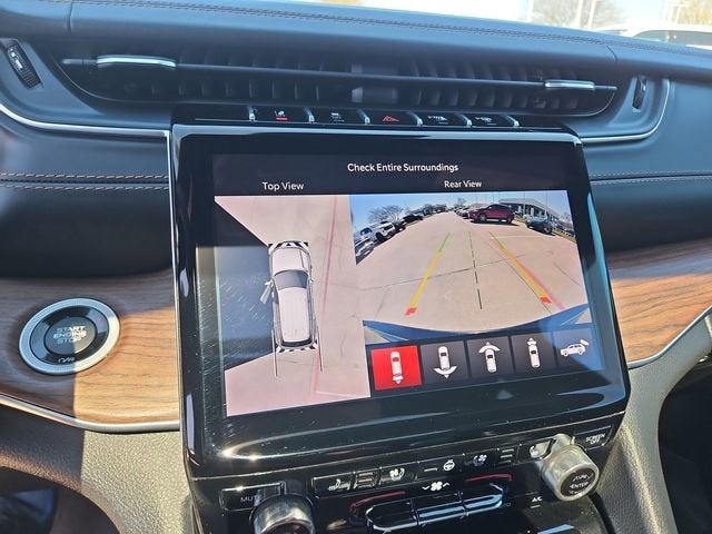 2022 Jeep Grand Cherokee Summit