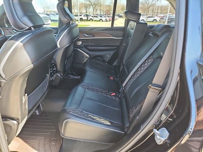 2022 Jeep Grand Cherokee Summit