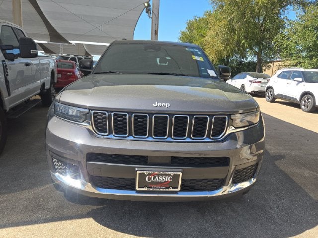 2024 Jeep Grand Cherokee L Laredo 4x2