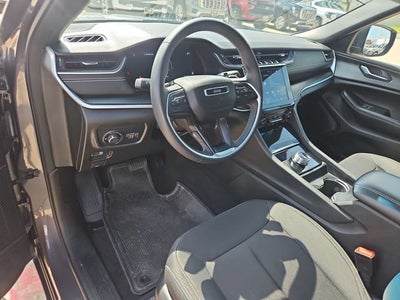 2024 Jeep Grand Cherokee L Laredo