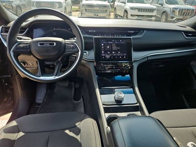 2024 Jeep Grand Cherokee L Laredo