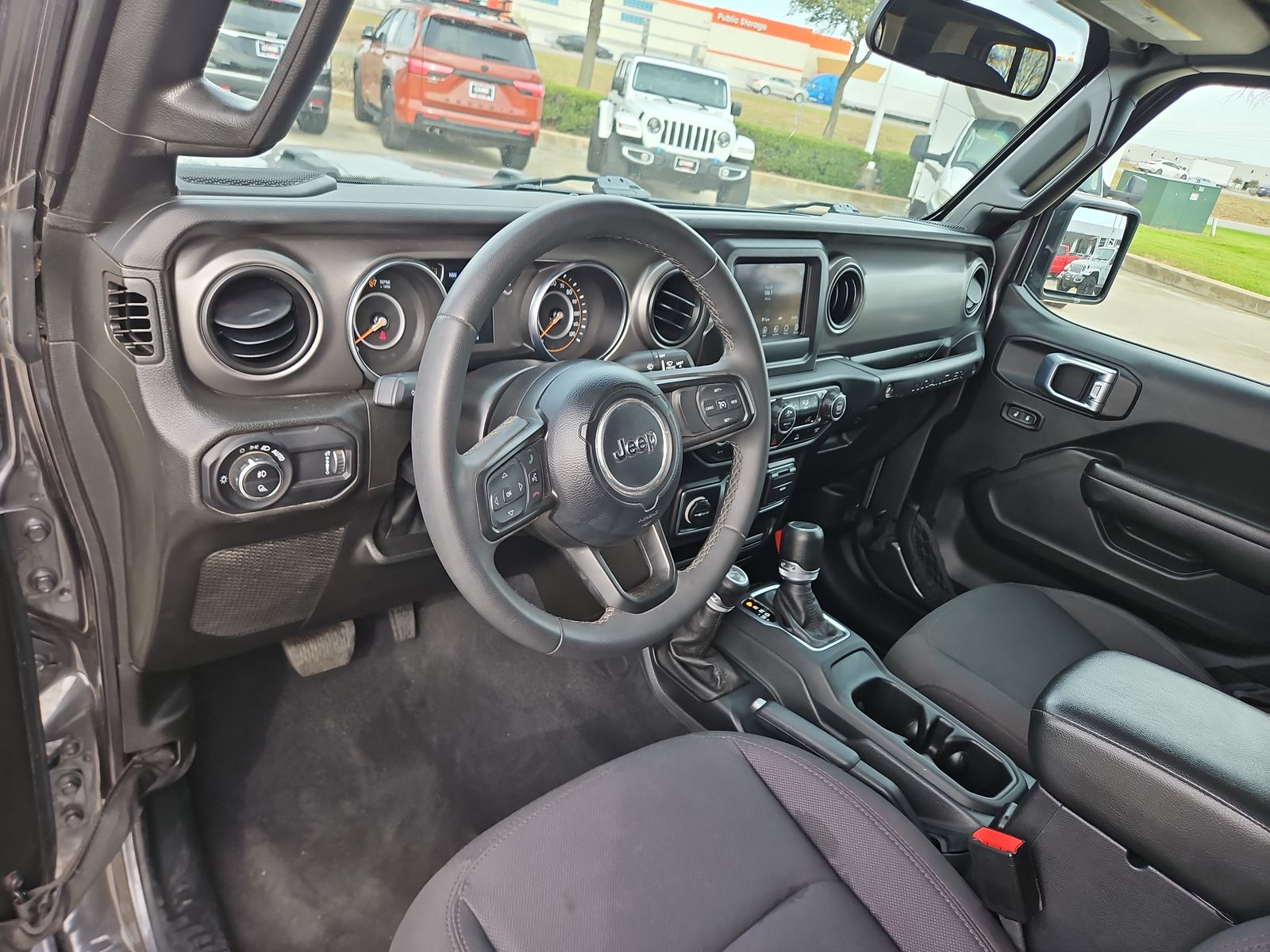 2023 Jeep Gladiator Sport S photo 2