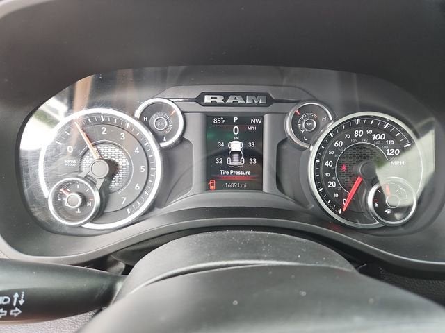 2025 RAM 1500 Lone Star Crew Cab 4x2 5'7" Box