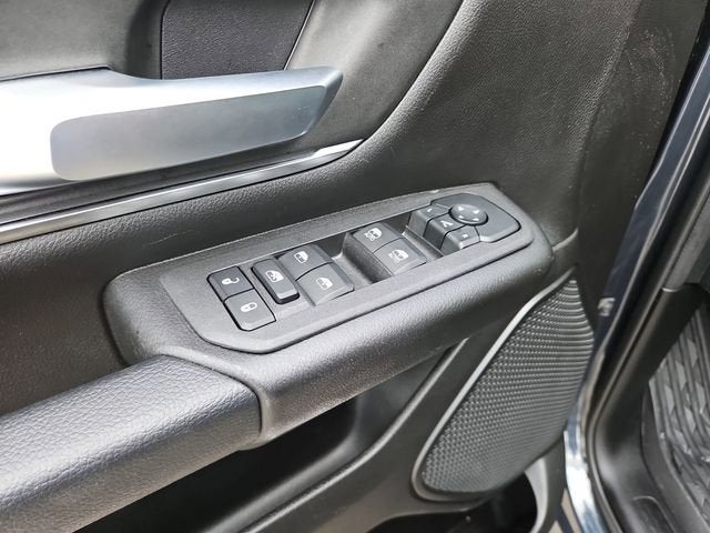 2025 RAM 1500 Lone Star Crew Cab 4x2 5'7" Box