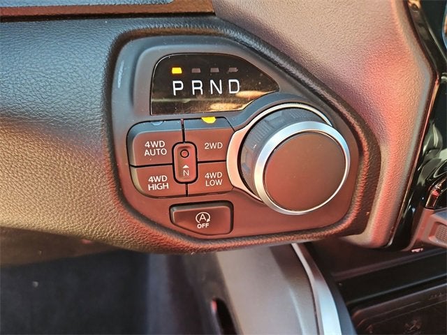 2025 RAM 1500 Big Horn Crew Cab 4x4 5'7" Box