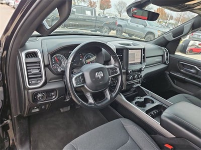 2022 RAM 1500 Big Horn Crew Cab 4x4 5'7" Box