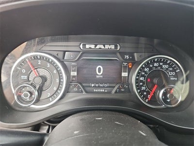 2022 RAM 1500 Big Horn Crew Cab 4x4 5'7" Box