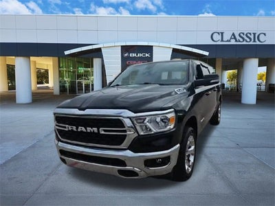 2022 RAM 1500 Big Horn Crew Cab 4x4 5'7" Box