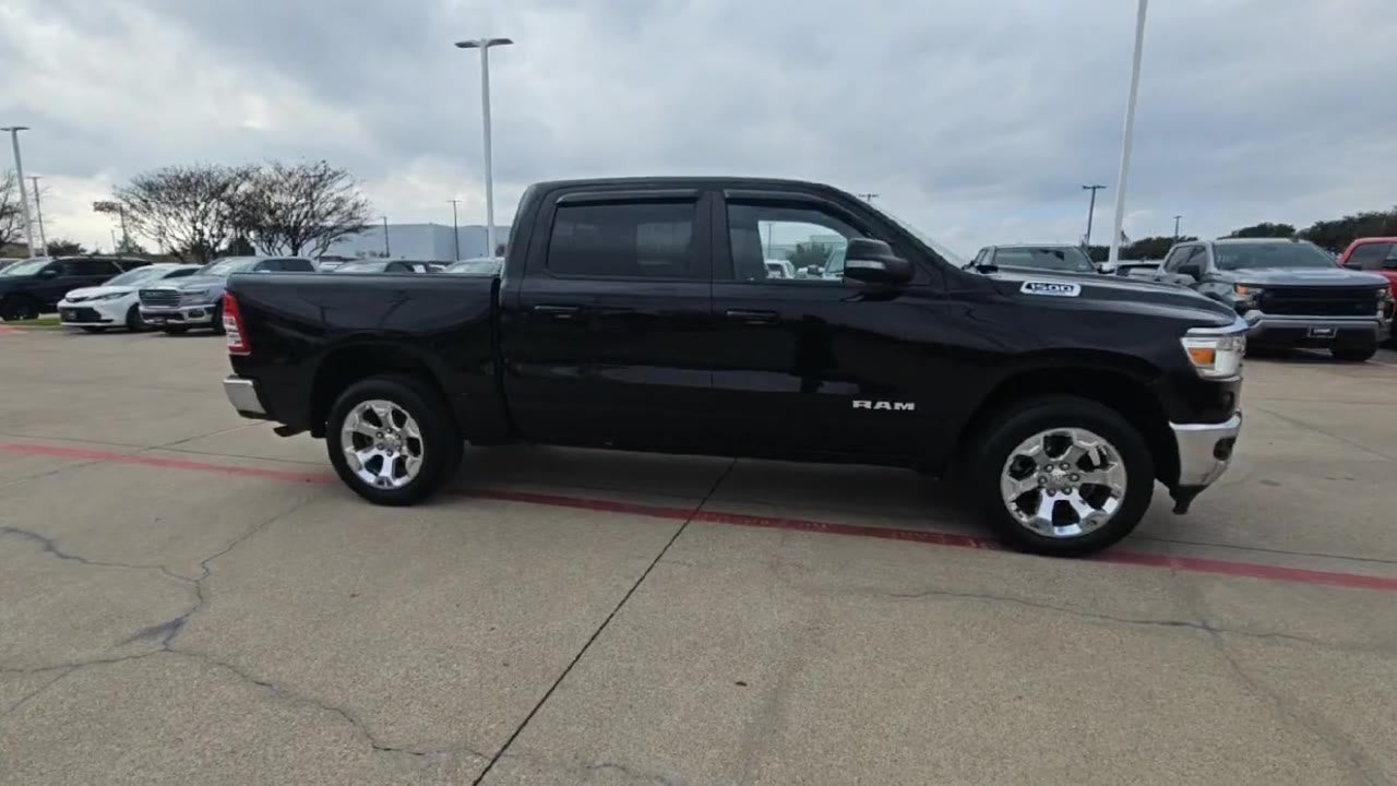 2022 RAM 1500 Big Horn Crew Cab 4x4 5'7" Box