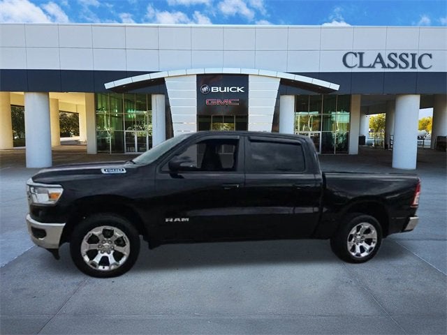 2022 RAM 1500 Big Horn Crew Cab 4x4 5'7" Box