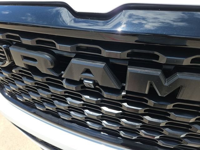 2025 RAM 1500 Lone Star Crew Cab 4x4 5'7" Box