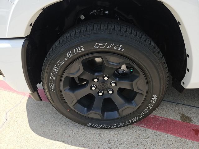 2025 RAM 1500 Lone Star Crew Cab 4x4 5'7" Box