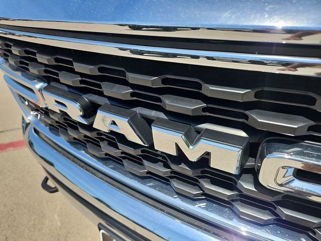 2024 RAM 1500 Big Horn Crew Cab 4x4 5'7" Box