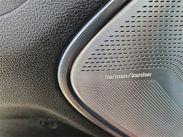 2019 RAM 1500 Limited Crew Cab 4x4 5'7" Box