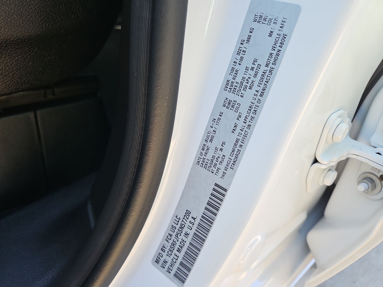 2025 RAM 1500 Laramie