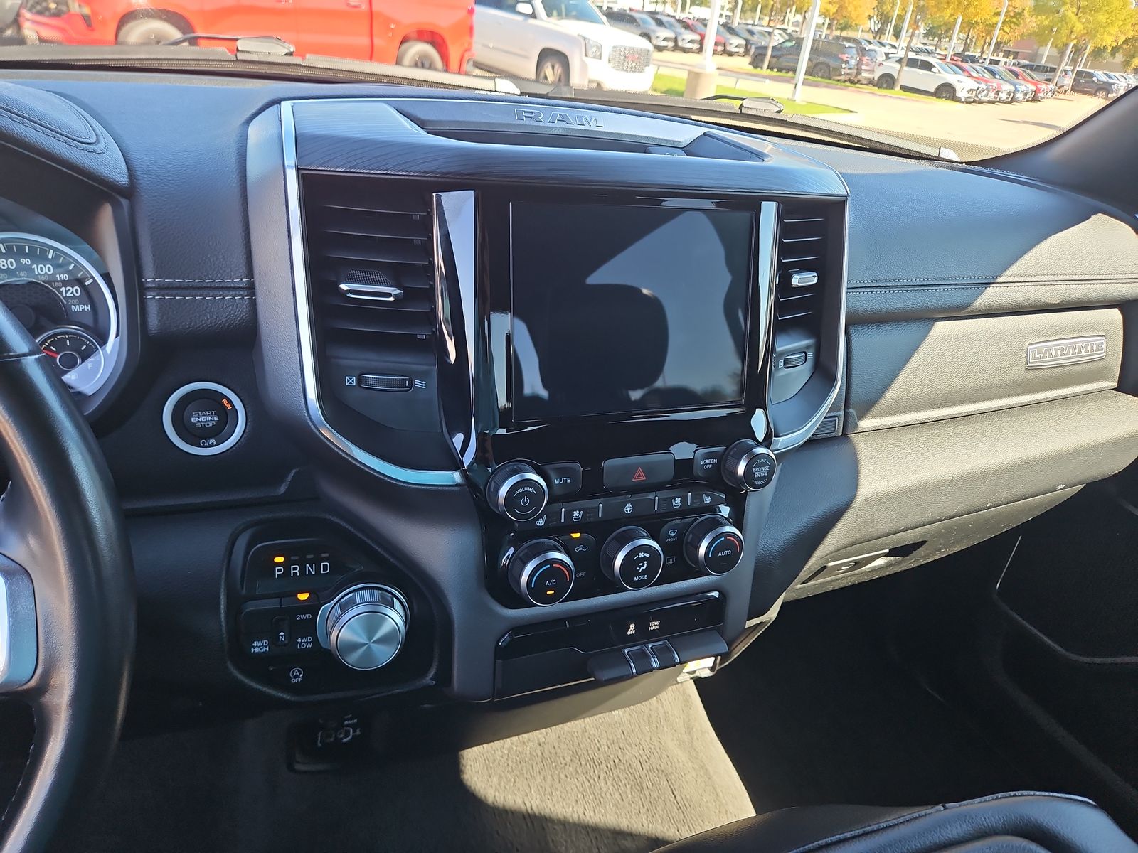 2023 RAM 1500 Laramie Crew Cab 4x4 5'7" Box