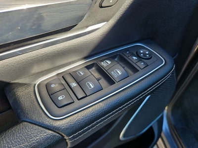 2023 RAM 1500 Laramie Crew Cab 4x4 5'7" Box