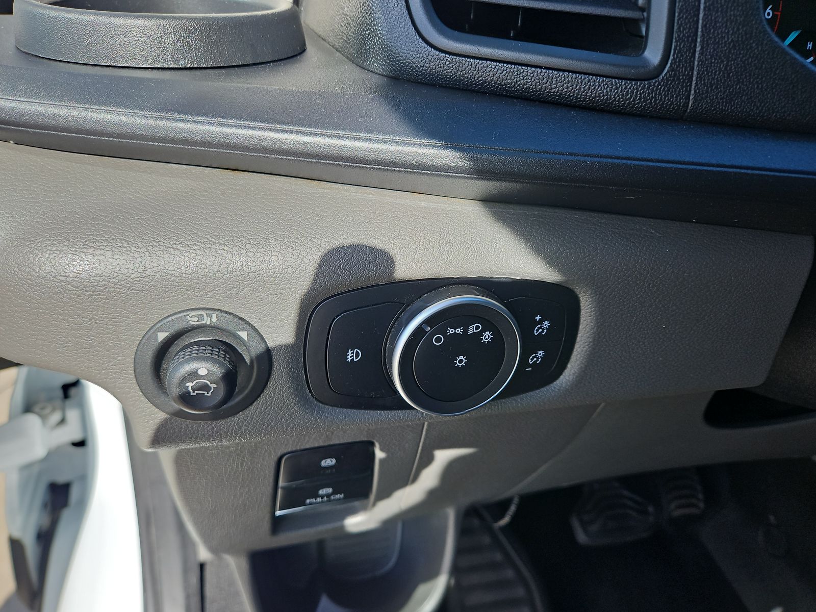 2023 Ford Transit Passenger Wagon XL