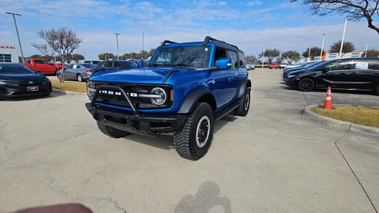 2023 Ford Bronco Base