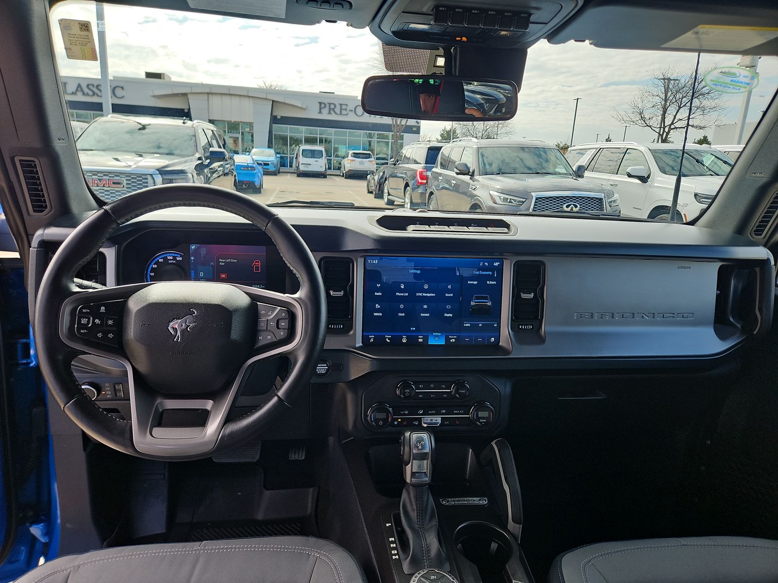 2023 Ford Bronco Base