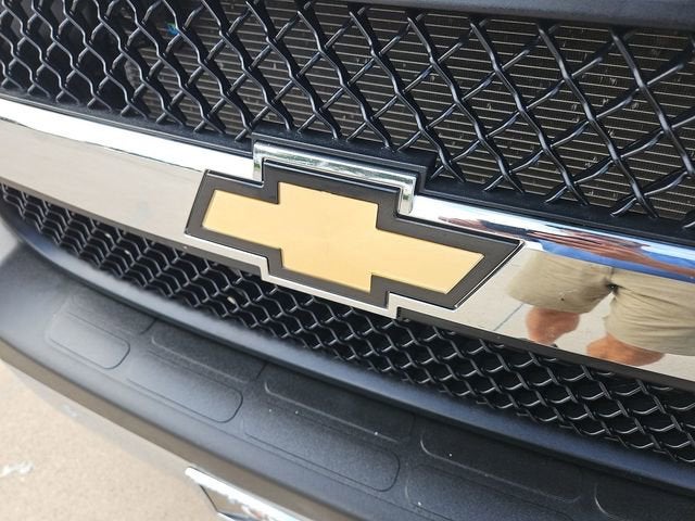 2023 Chevrolet Express Passenger 3500 1LT