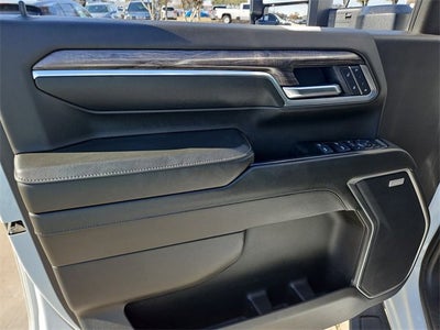 2025 Chevrolet Silverado 3500 HD LTZ