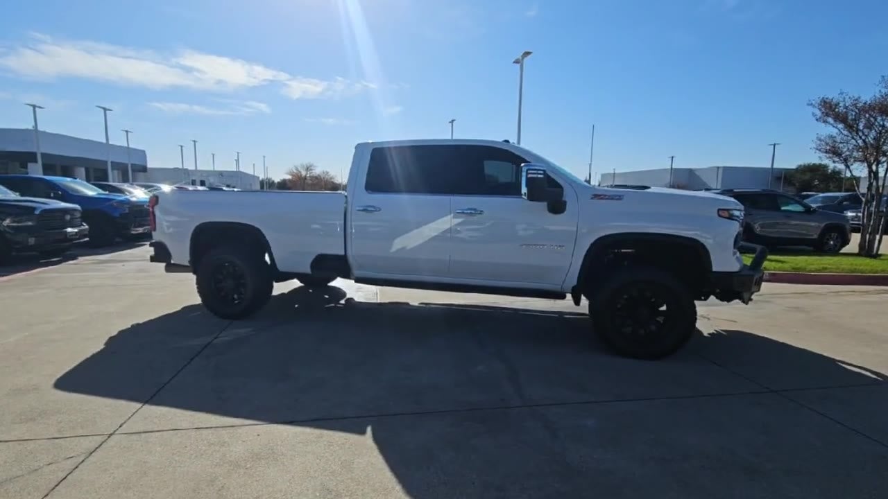 2025 Chevrolet Silverado 3500 HD LTZ