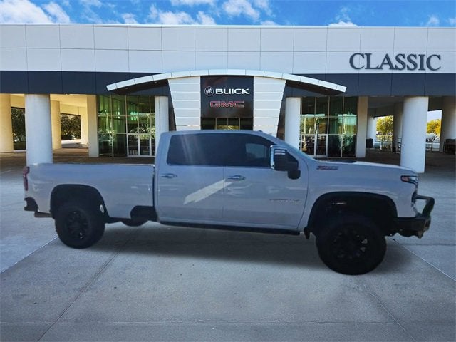 2025 Chevrolet Silverado 3500 HD LTZ