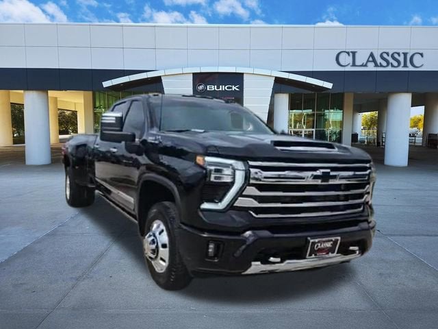 2025 Chevrolet Silverado 3500 HD High Country DRW
