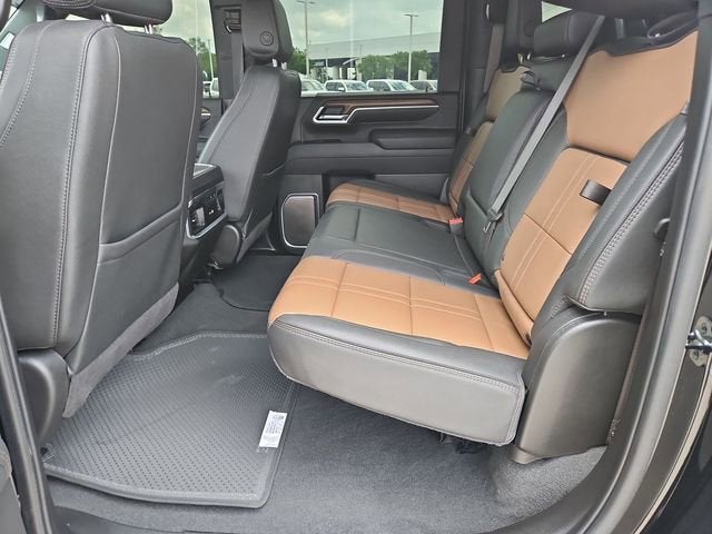 2025 Chevrolet Silverado 3500 HD High Country DRW