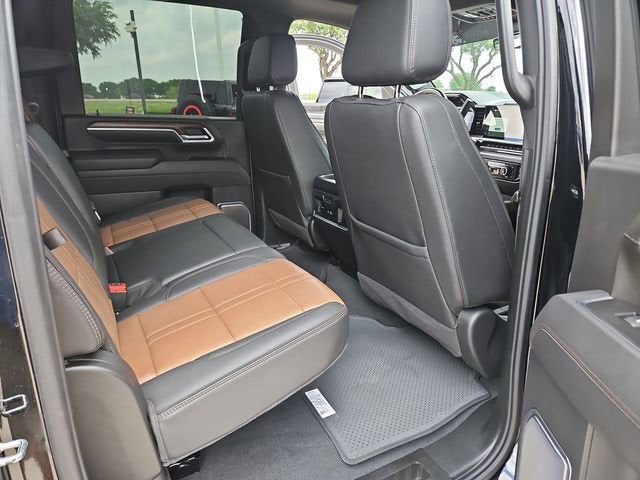 2025 Chevrolet Silverado 3500 HD High Country DRW