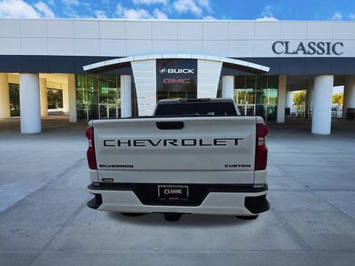 2025 Chevrolet Silverado 1500 Custom