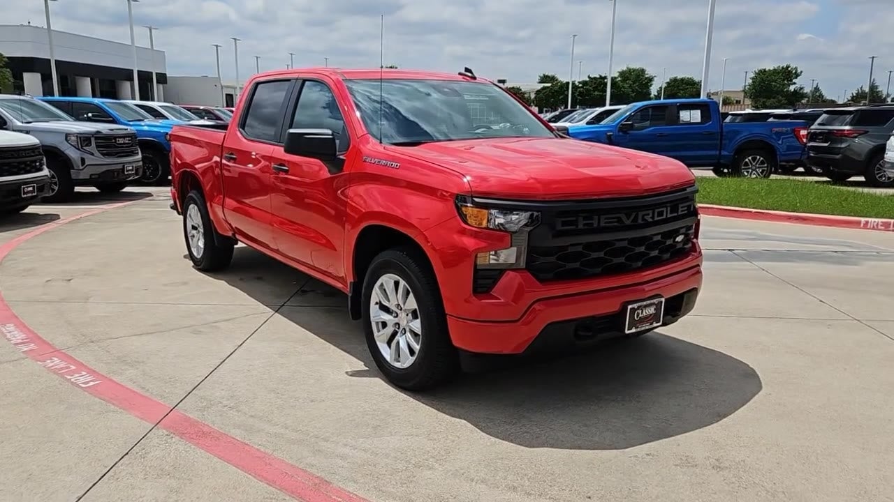 2024 Chevrolet Silverado 1500 Custom