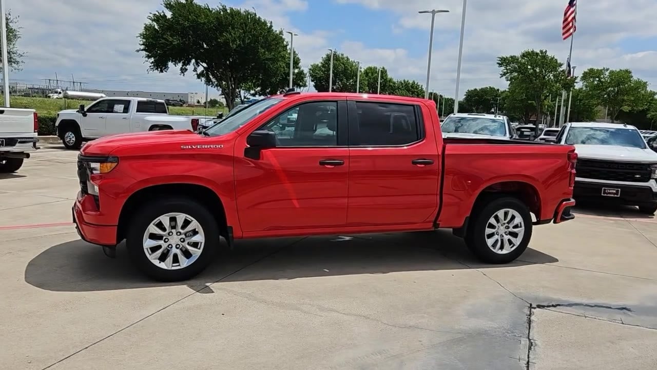 2024 Chevrolet Silverado 1500 Custom