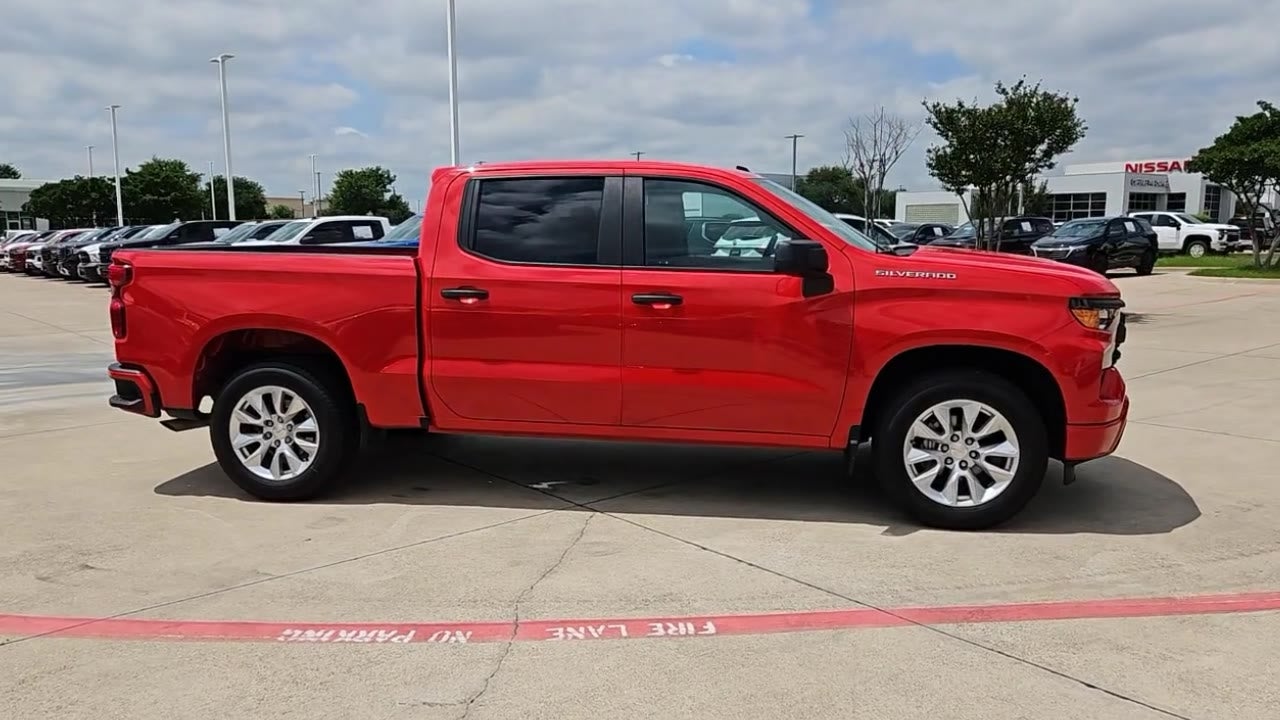 2024 Chevrolet Silverado 1500 Custom