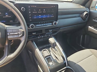 2025 Chevrolet Colorado WT/LT