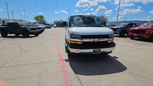 2024 Chevrolet Express Cargo 2500 WT