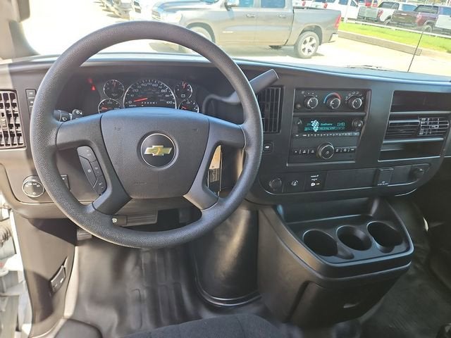 2024 Chevrolet Express Cargo 2500 WT
