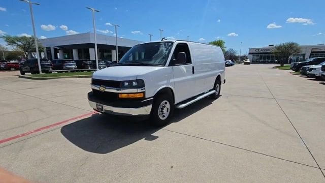 2024 Chevrolet Express Cargo 2500 WT