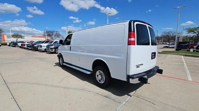 2024 Chevrolet Express Cargo 2500 WT