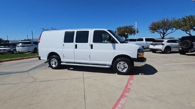 2024 Chevrolet Express Cargo 2500 WT