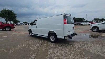 2025 Chevrolet Express Cargo WT