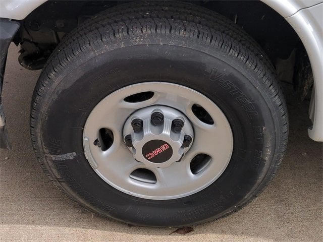 2024 GMC Savana Cutaway 3500 1WT