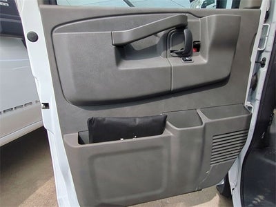 2024 GMC Savana Cutaway 3500 1WT